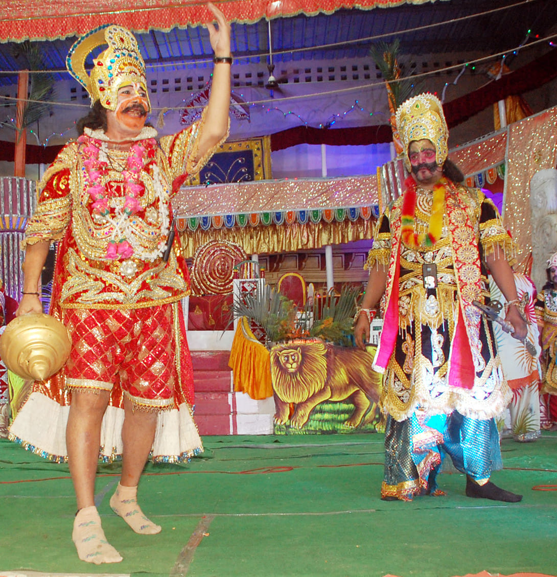 Angad set foot in Ravana's court