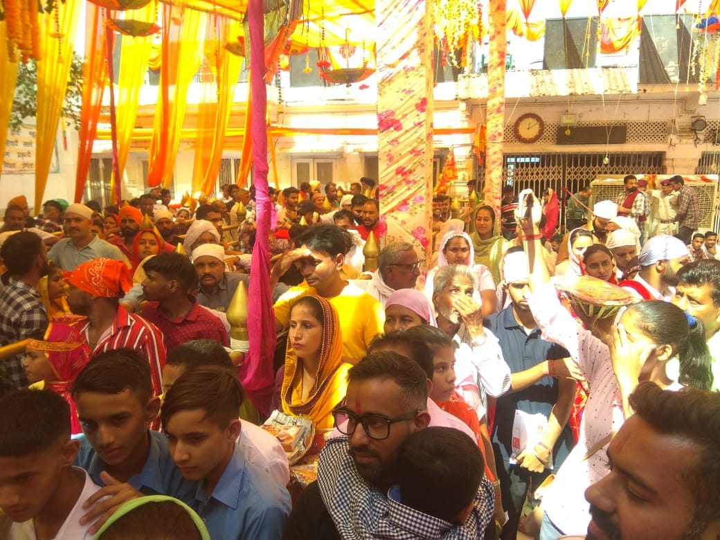 bilaspur news 9000 people worship mata nayana devi  on durgaastmi  3 october 2022