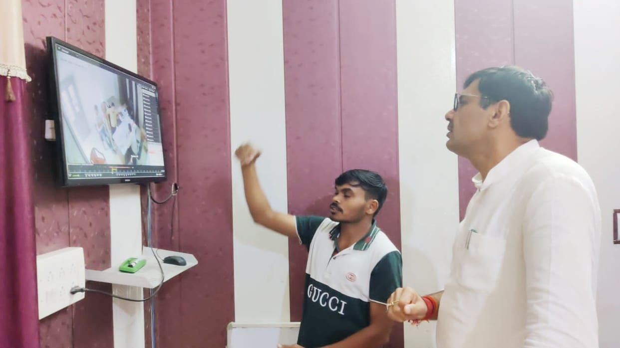 After inspection, panchayat minister calls municipal council officials at 7 am on October 6