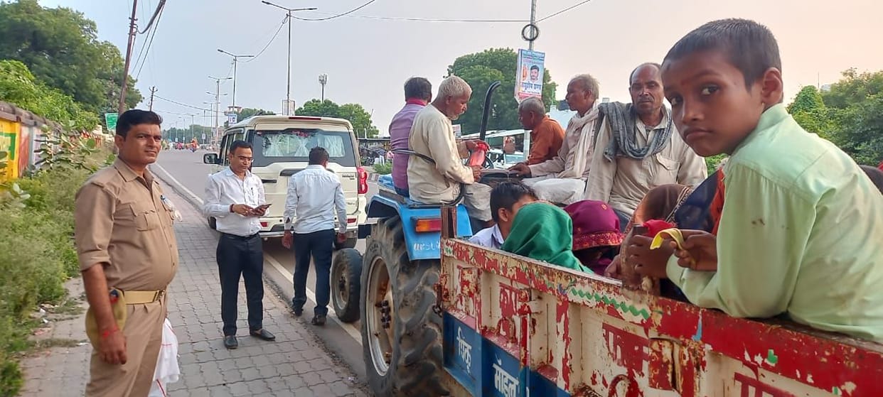 Banda: Five tractor seizes carrying passengers in trolley