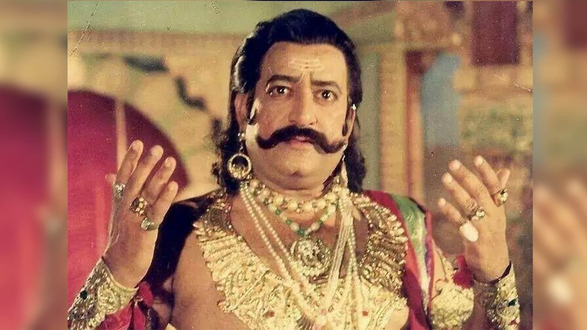 Bollywood Gossips: When the priest did not allow arvind trivedi aka Ravan of ramayan to worship in temple