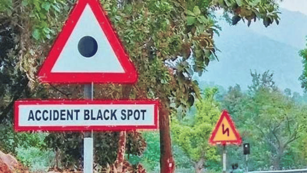 Do you know what is a black spot, how black spots on the road cause serious accidents