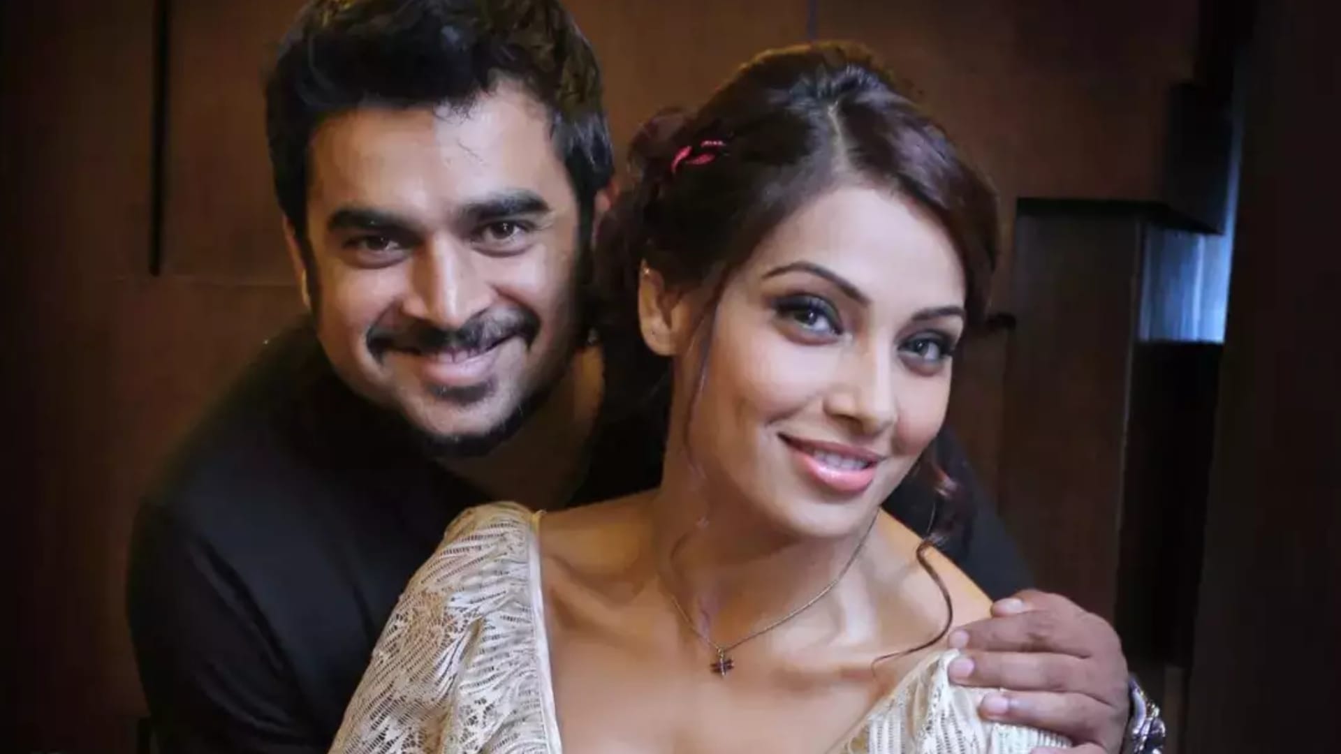 Bold Scenes bollywood hollywood Actors faced Difficulty giving Intimate Scene Taapsee Pannu to Rachel McAdams