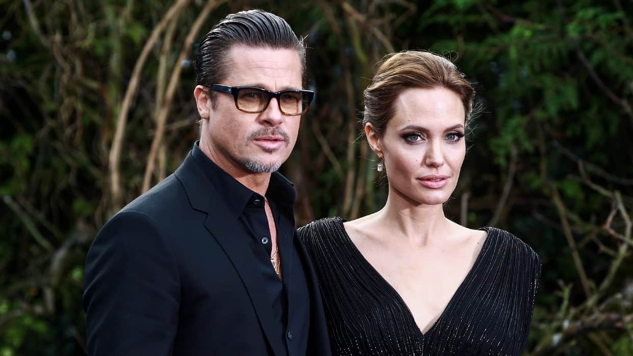 Angelina Jolie made serious allegations against Brad Pitt, said - he strangled the child and hit me