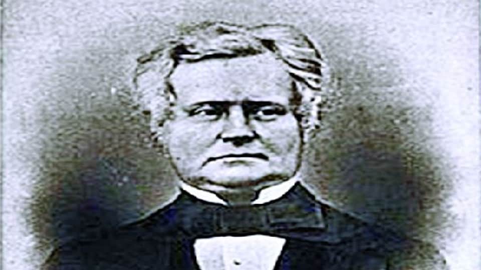 British officer became mad then the mental hospital opened in Agra