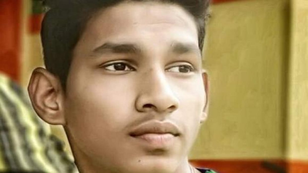 chhattisgarh crime; youth killed by stabbing in dandiya festival in korba