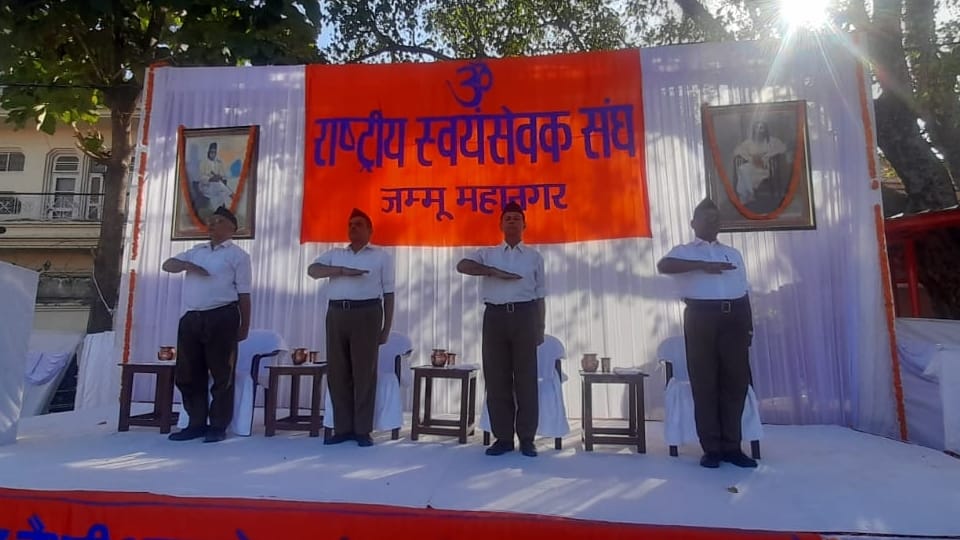 Jammu Kashmir Dattatreya Hosabale on three day visit said favorable time to increase rss activities here