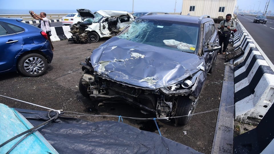 Rishabh Pant Car Accident BMW Overspeeding Car accident Loss of Control Car Crashes