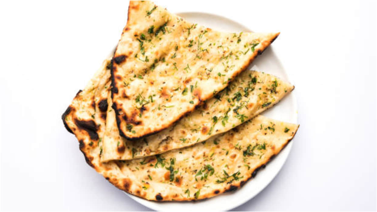 How To Make Lehsuni Chur Chur Naan Easy Recipe In Hindi