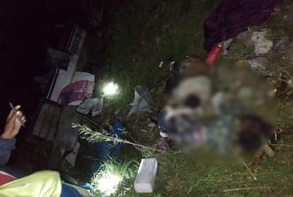 Uttarakhand Pauri Bus Accident: Villagers save many barati after doing rescue in mobile light