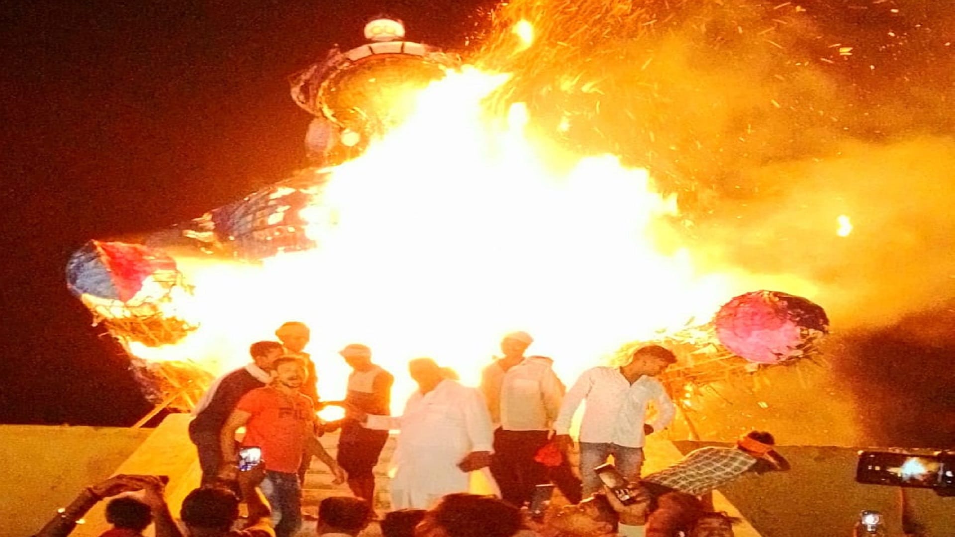 Photos of Ramnagar Ravana Dahan No member of the royal family is involved see photos