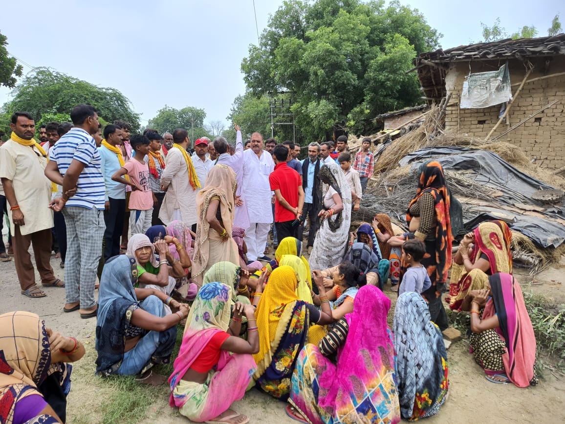 Banda: Uncontrolled truck enters the hut, old man dies