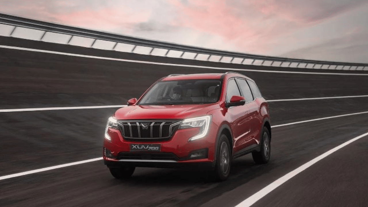 top five cars list with highest waiting period in October 2022 Mahindra Kia Hyundai Maruti Toyota