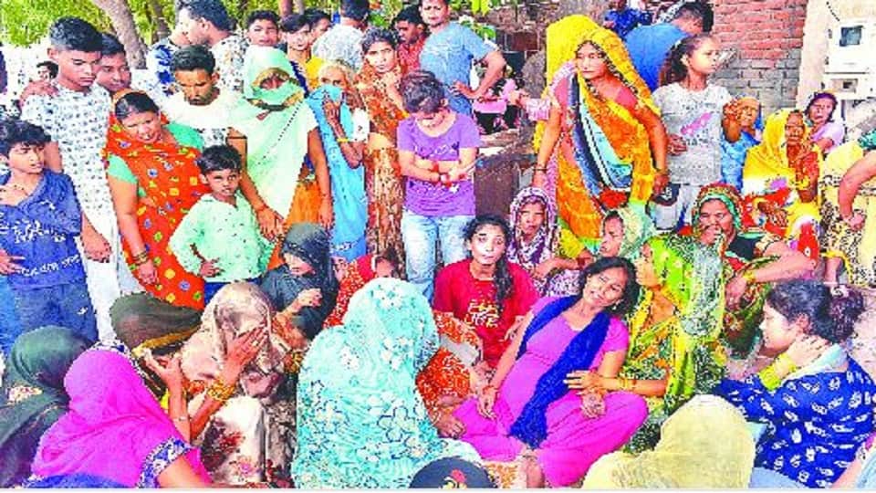 Agra hospital fire Death of doctor and son daughter  father said killed by setting fire