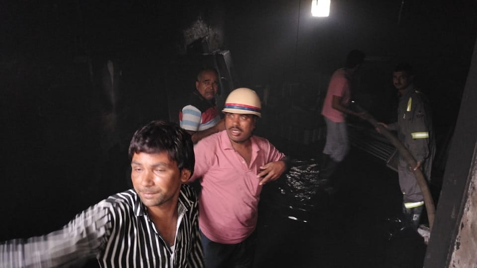 fire in cooler factory at Etmadpur Agra