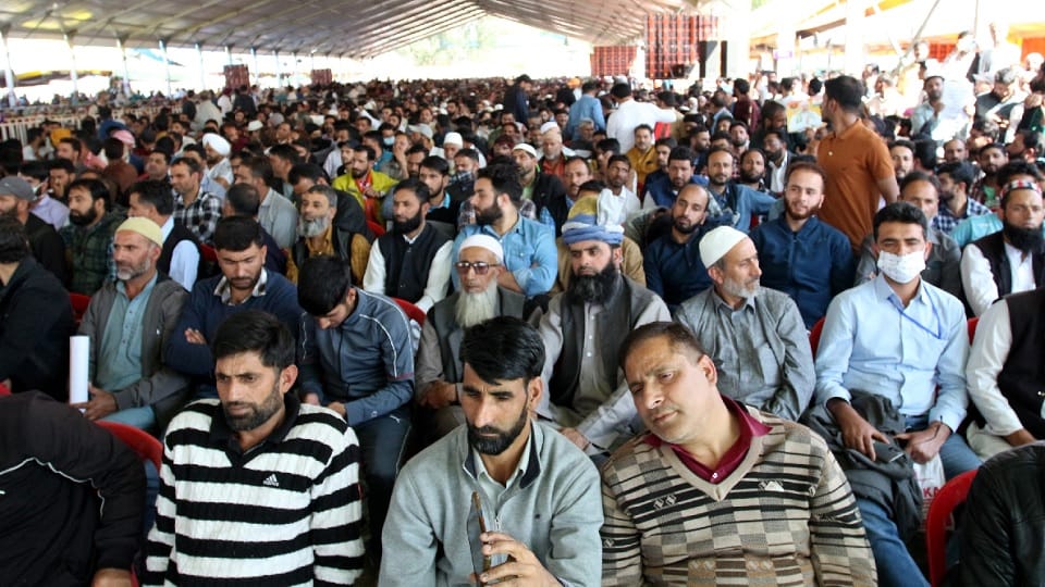 People gathered in Baramulla rally, slogans of Har Har Modi and Amit Shah Zindabad