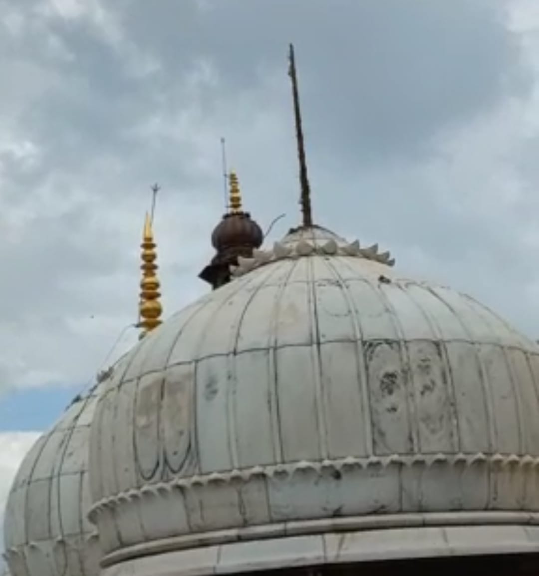 Bhopal News Kalash stolen from Shahi Masjid, police started investigation after FIR