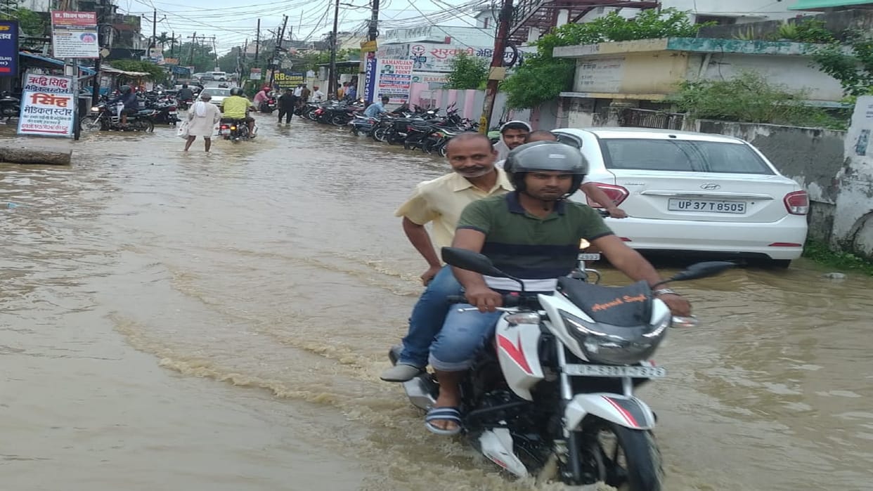 Badra raining for 24 hours Waterlogging in the city due to rain 178 mm of rain