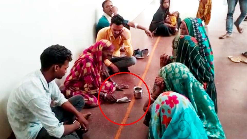 The game of superstition played in the district hospital of Shivpuri