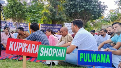 All Jammu based reserved categories employees association Kashmir protest demand relocation