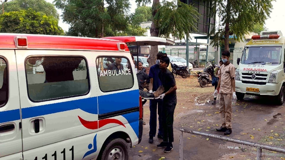 Four laborers died due to suffocation in the sewer tank in Faridabad