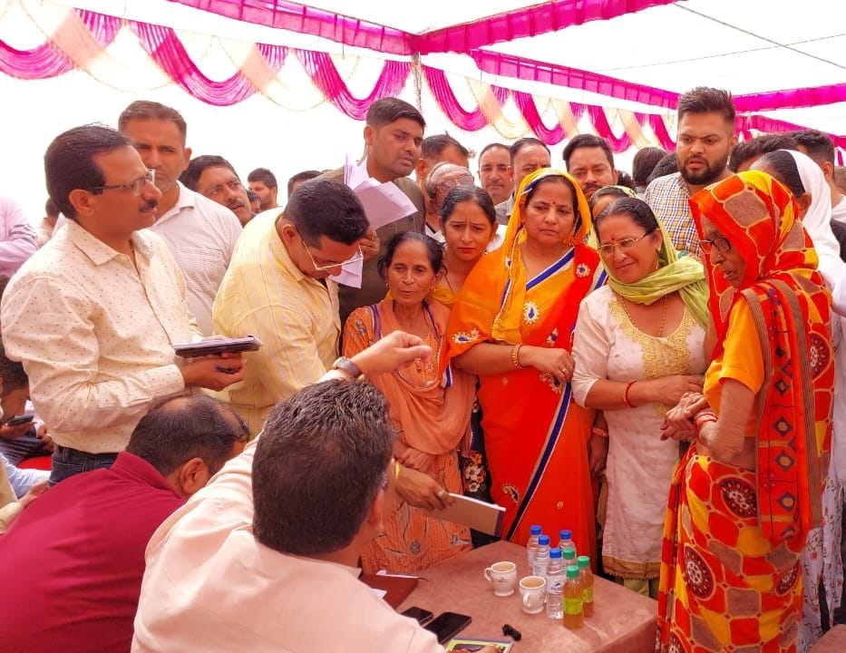 BJP leader held open court, former councilors raised objection