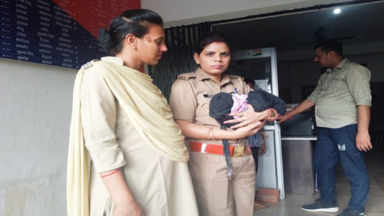 Mother threw the newborn in the bushes after giving birth in Saharanpur