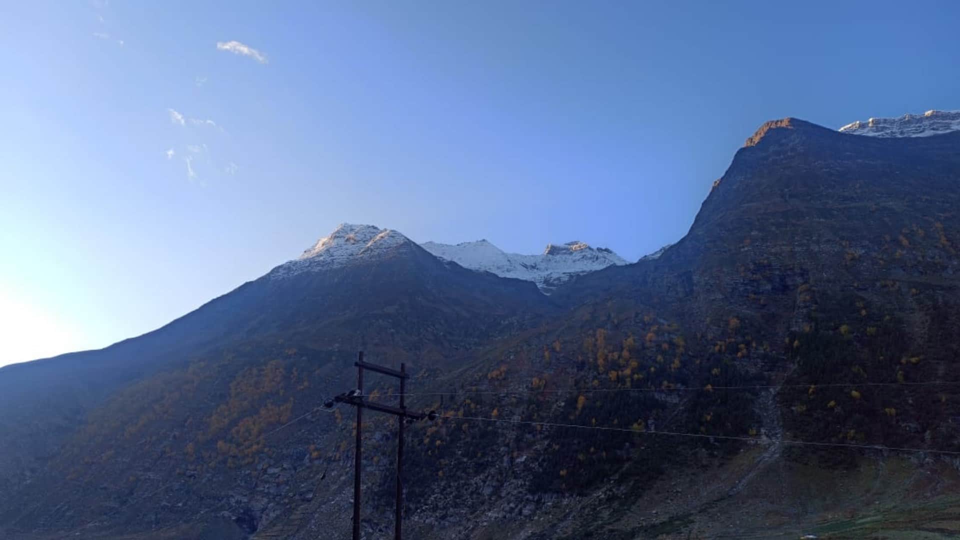 Tourist like to visit Apple Orchards in Shimla and snow covered mountains in kinnaur and lahaul spiti