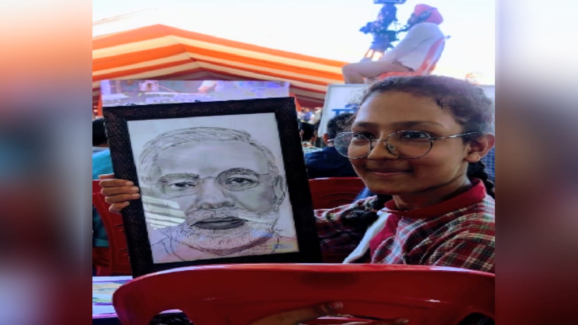 pm modi appreciated the creative works of students in Bilaspur rally