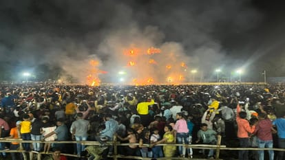 See Kashis Ravana Dahan in 10 pictures People burnt Ravanas family gave a special message