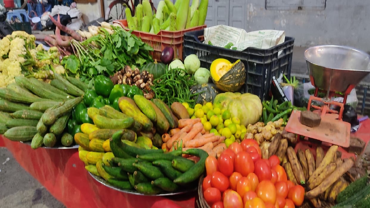 prices of vegetables have increased two to three times in Firozabad