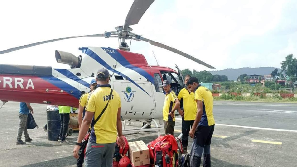 Uttarakhand Avalanche: Two missing not found due to bad weather, team returned Uttarakhand news in hindi