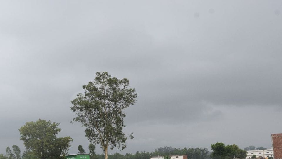 Weather Update Rainfall in many areas of Kasganj district