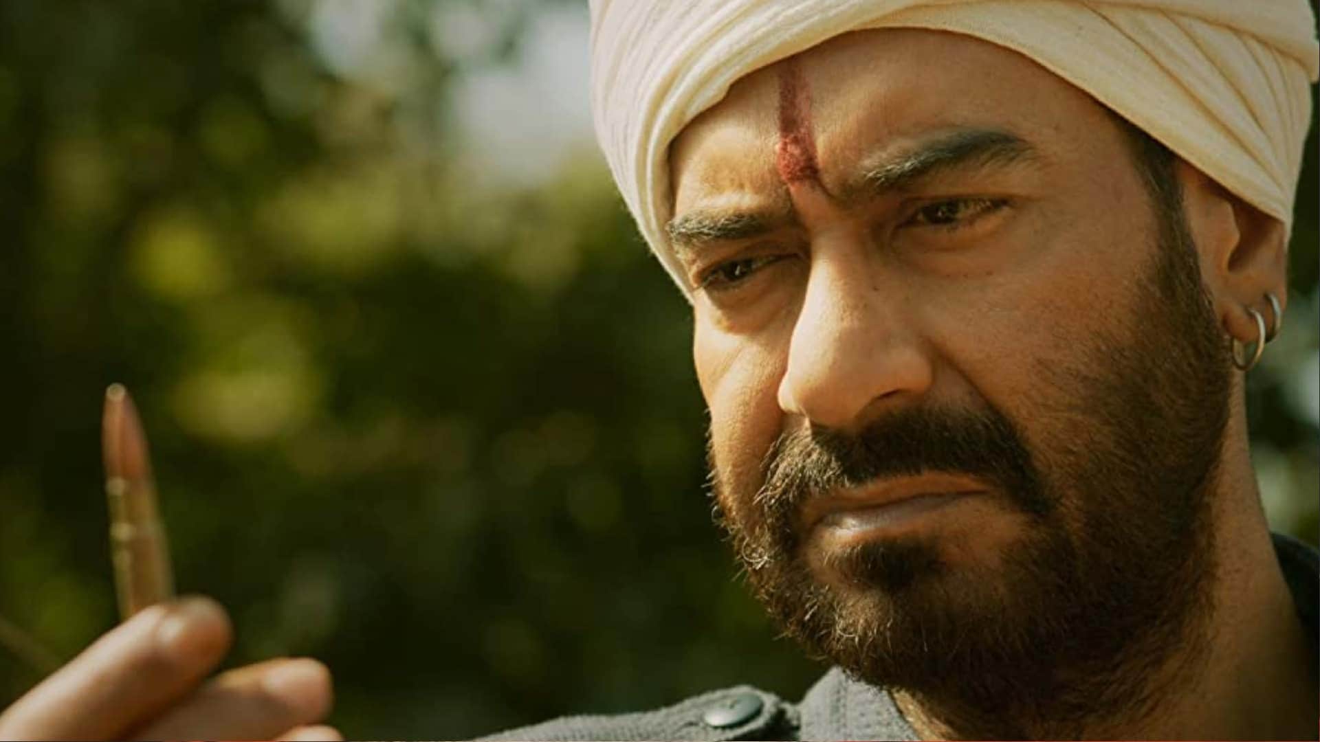 Before Salman Khan Bollywood Superstar also worked in south indian films Shahrukh Khan Ajay Devgn Alia Bhatt