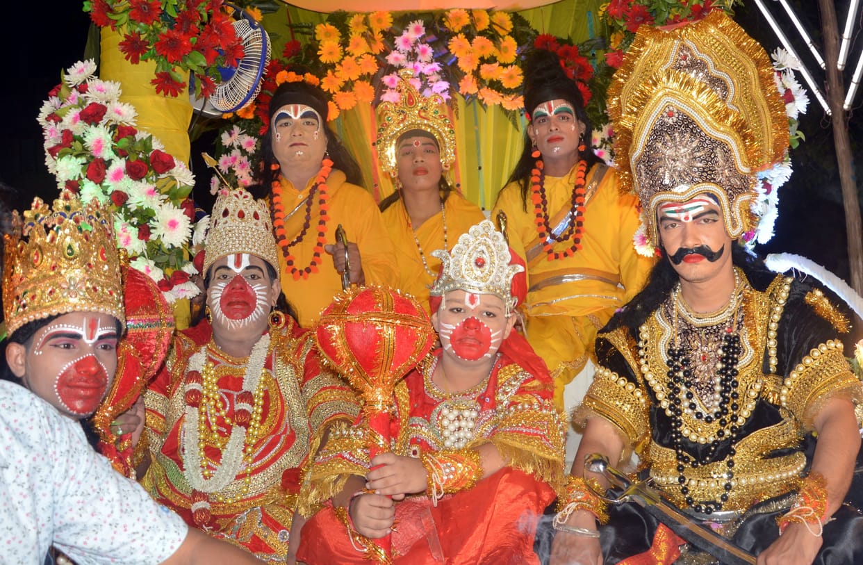Shri Ram-Bharat Milap procession taken out with pomp in the city