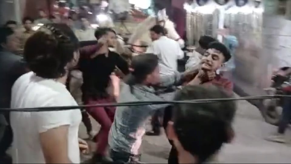 Baratis beaten up in Moradabad Mughalpura police registered case against one named and 30 unknowns