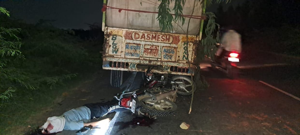 Youth dies in road accident near Talwandi Rana