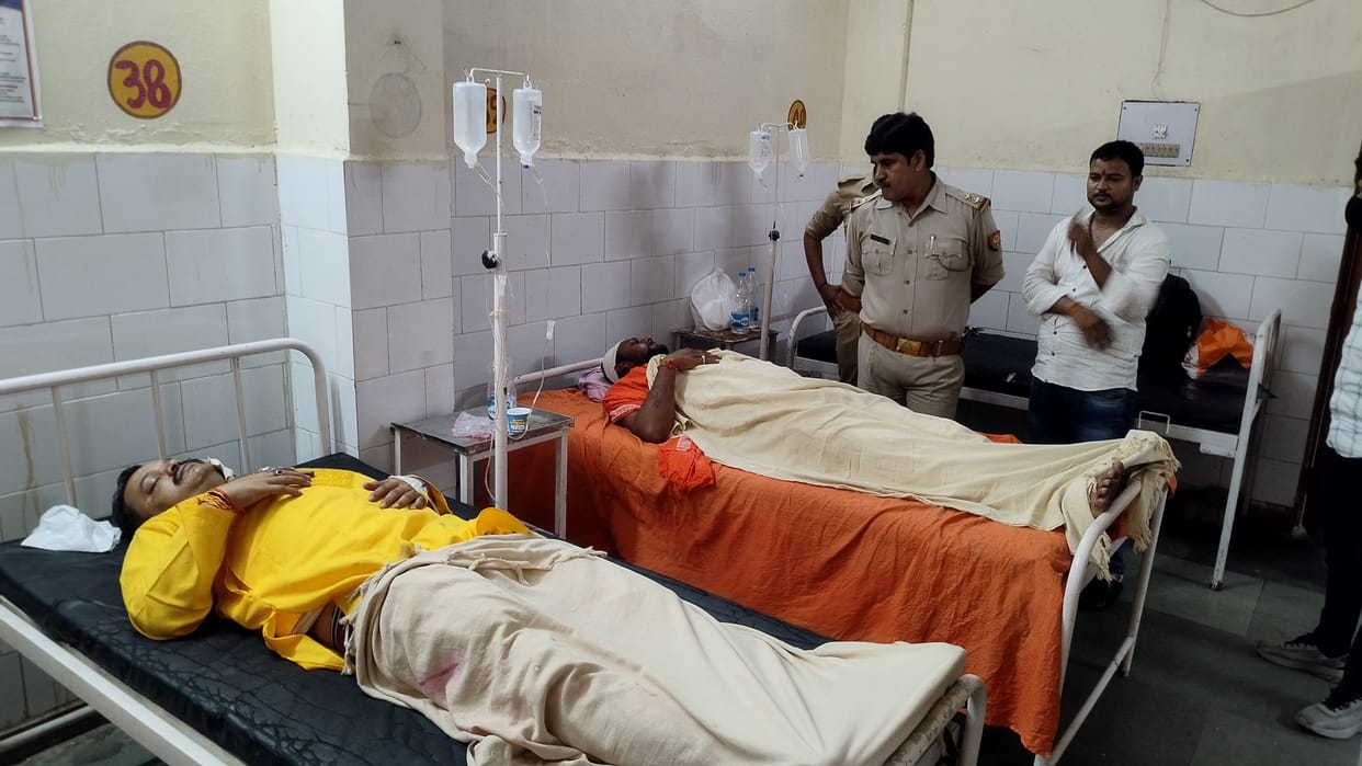 Two youths attacked with sharp weapons during idol immersion