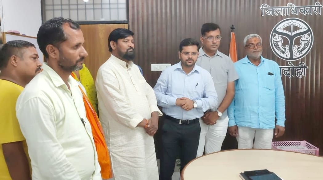Hands extended to help the fire victims, 24 lakhs gathered