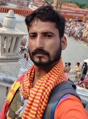 Pollution investigation center returned after seeing Ramlila, murdered by attacking with a sharp weapon, partner serious