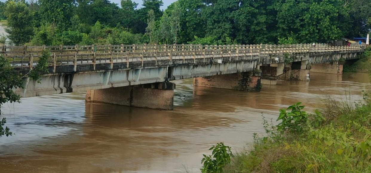 budhi raapti river crossed, rapti near to danger point