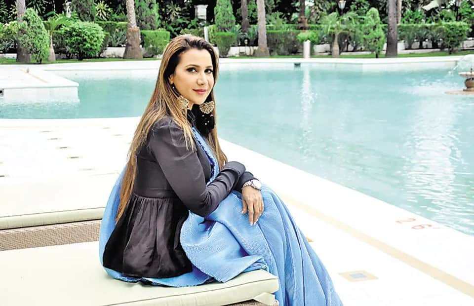Gumnaam Sitare: Ritu Shivpuri became famous from her first film aankhen left industry because of her husband