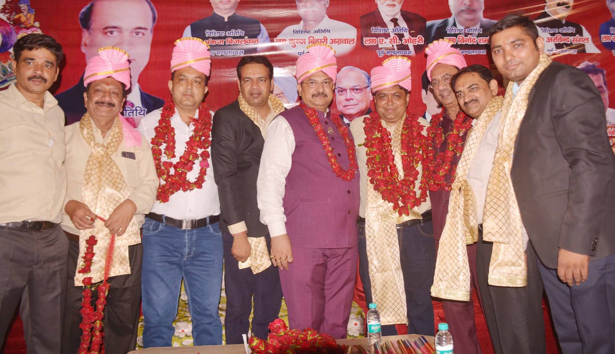 Crowds gathered on the second day in Dandiya Raas