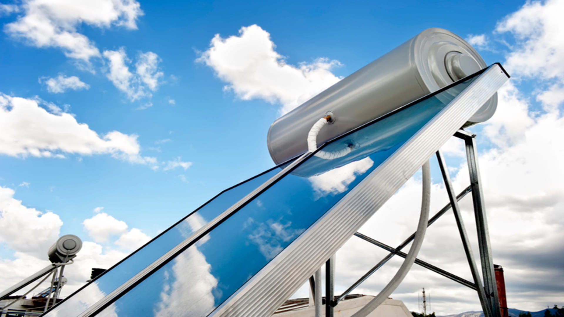 Cheap Solar Water Heater in India 2022 Check Price Specification and details Here