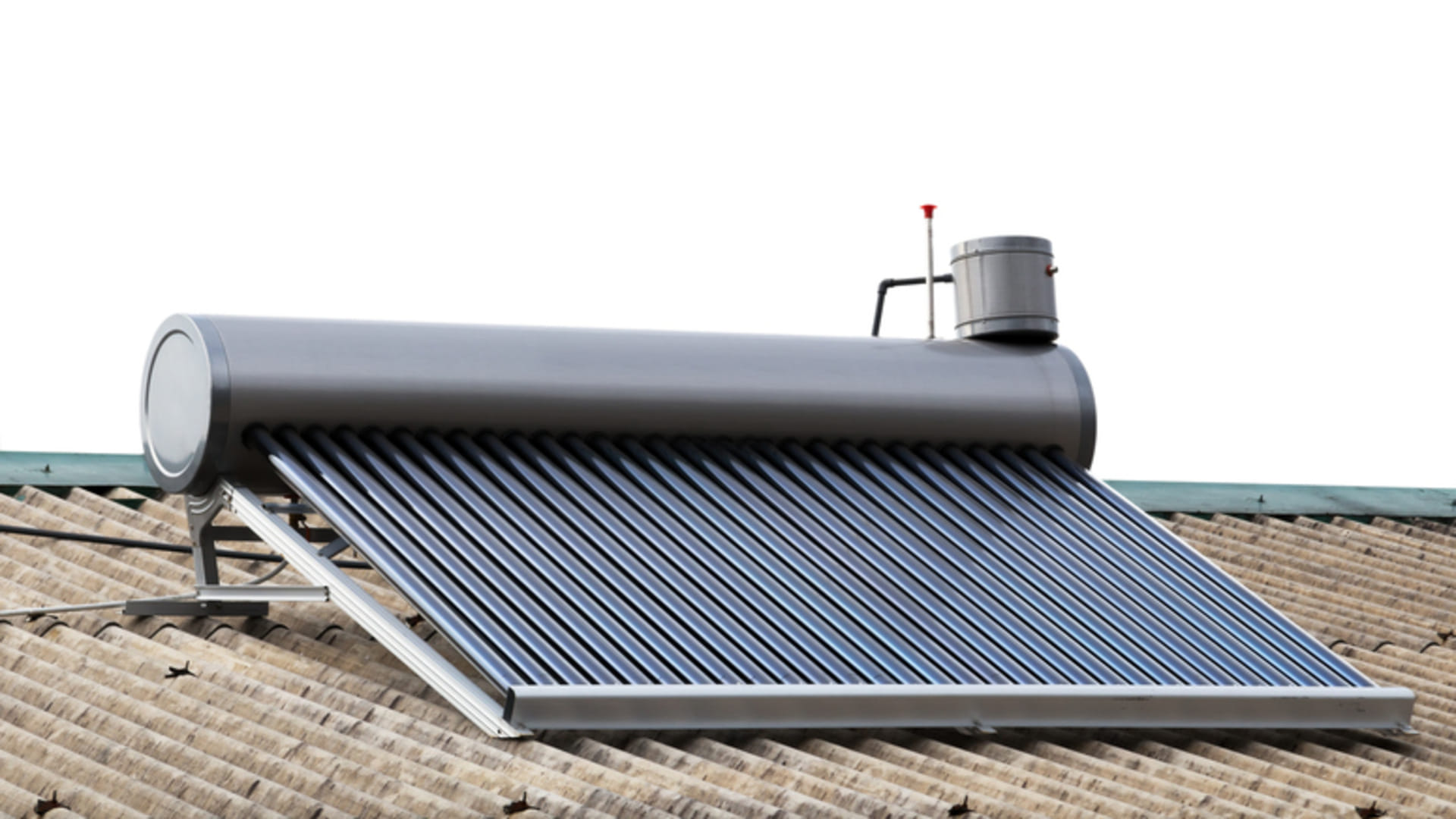 Cheap Solar Water Heater to Bring in Winter Season Know Price and Specifications in Hindi