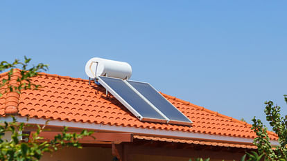 Solar Water Heater:सर्दियों के सीजन में घर ले आएं यह सोलर वॉटर हीटर, मिलती हैं ये सुविधाएं - Solar Water Heater Price Benefits Specification Check All Details Here - Amar Ujala Hindi