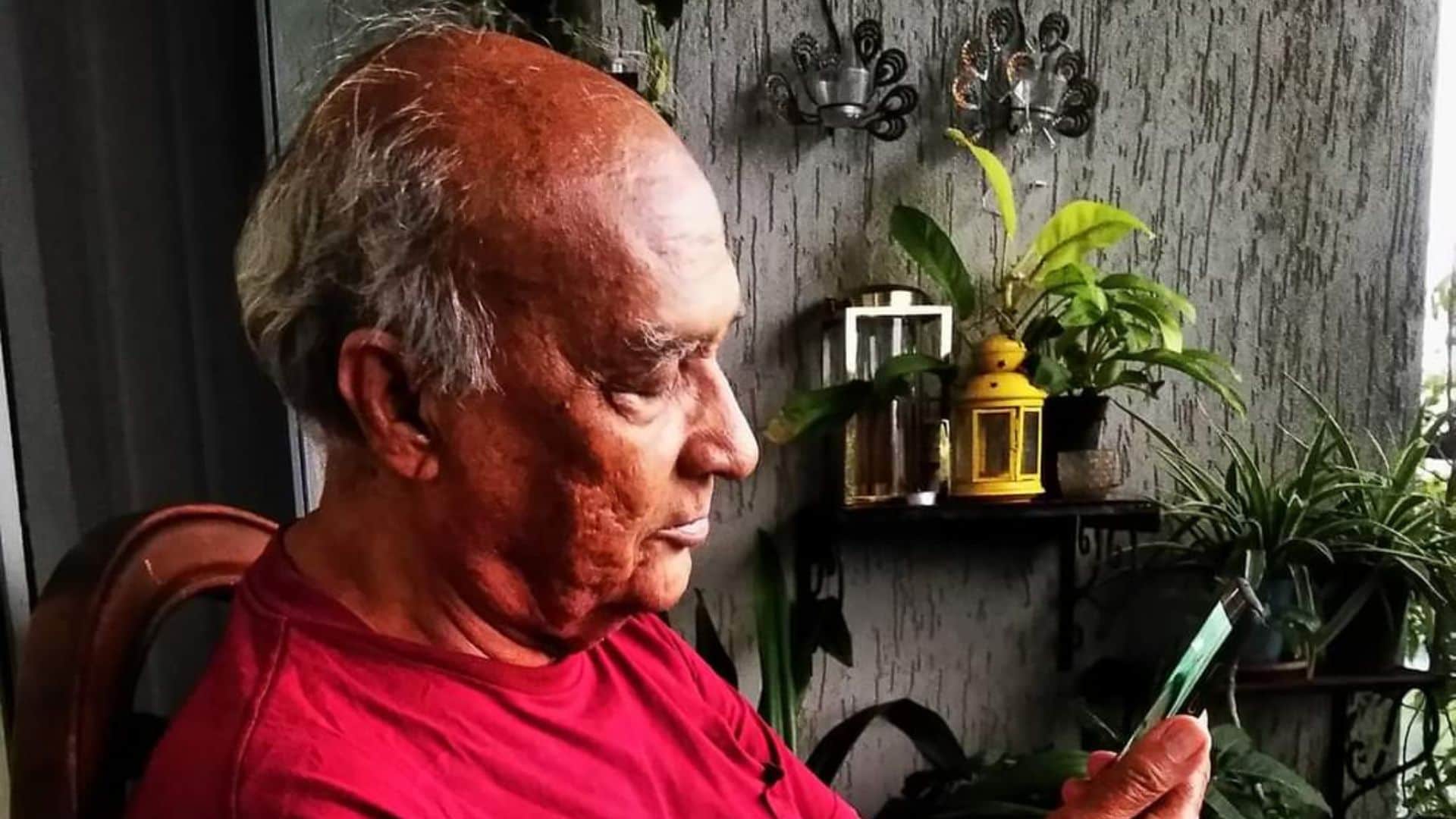 actress sushmita mukherjee will get vilayet jafri excellence award 2022 in mumbai