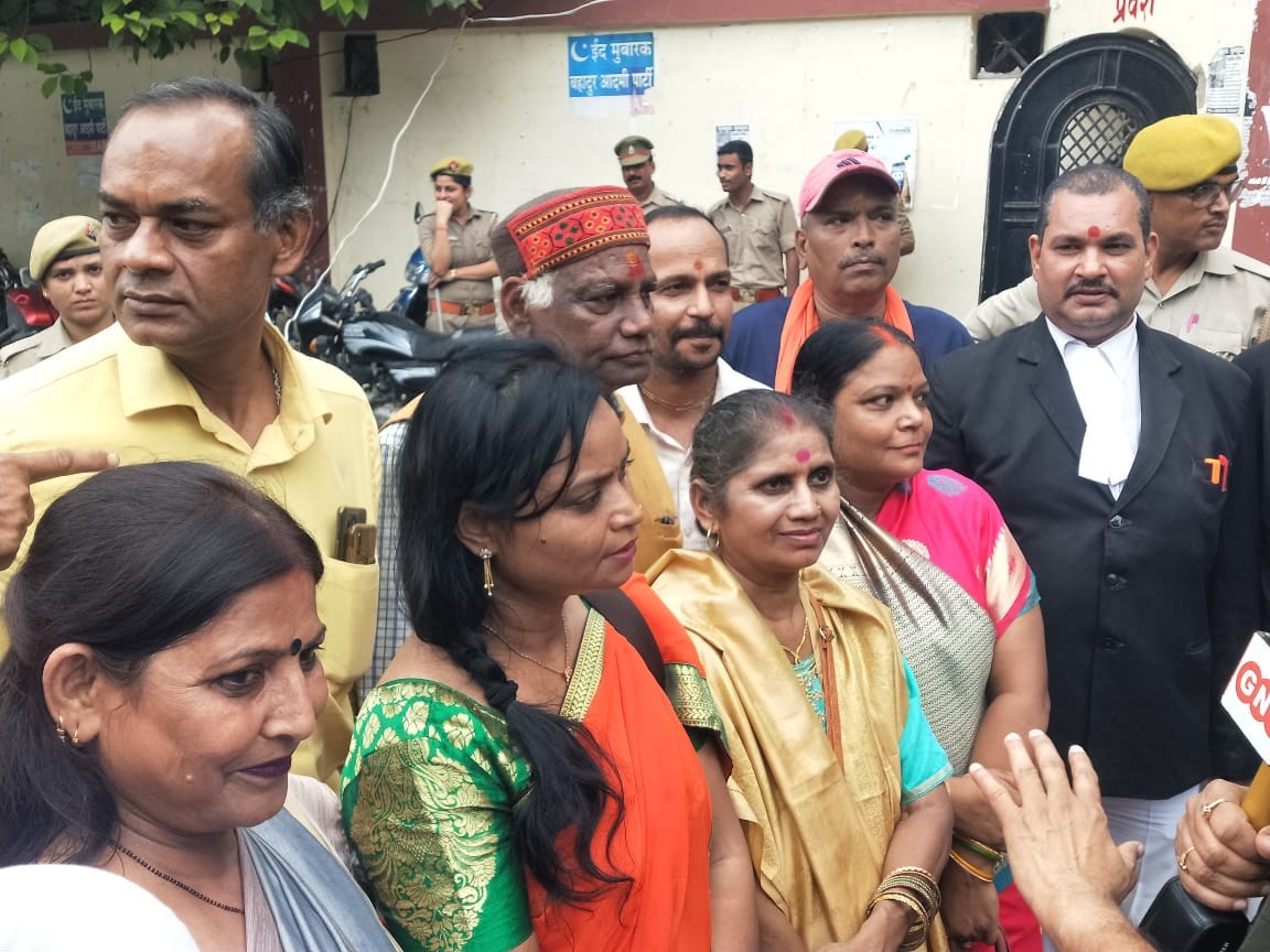 Live update Hawan and Worship before the verdict in Gyanvapi Masjid case Shivling carbon dating