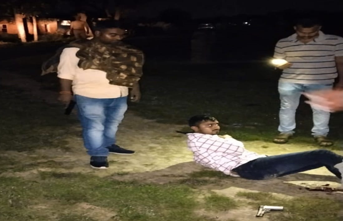History sheeter Sadanand yadav arrested in police encounter in varanasi who murder young man four days ago
