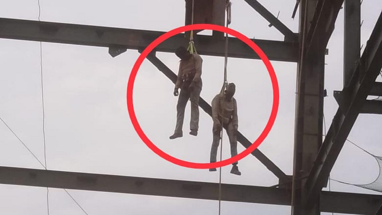 laborer dies after colliding with iron pillar in under construction coal banker in chhattisgarh korba